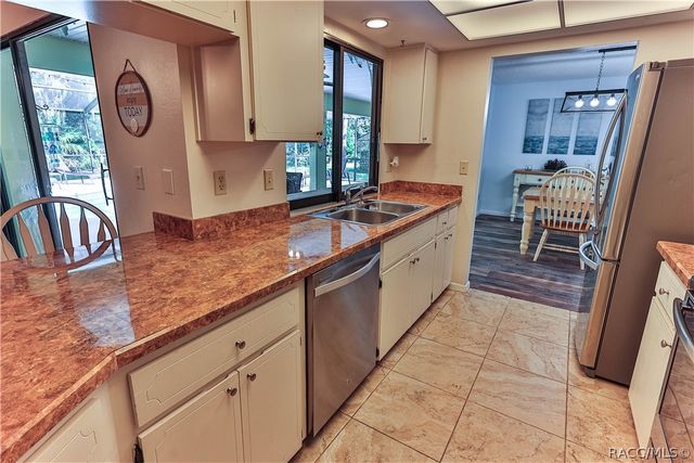 6 SHUMARD Court N, Homosassa, FL 34446