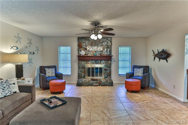 6 SHUMARD Court N, Homosassa, FL 34446