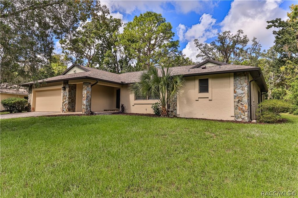 6 SHUMARD Court N, Homosassa, FL 34446