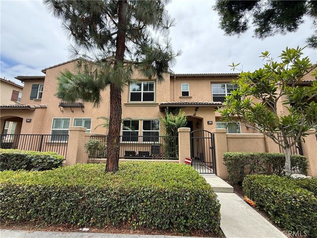 56 Trailing Vine, Irvine, CA 92602