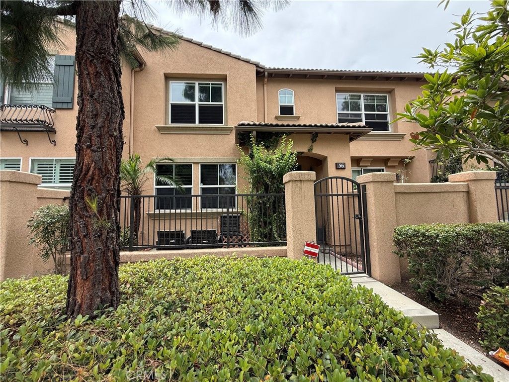 56 Trailing Vine, Irvine, CA 92602