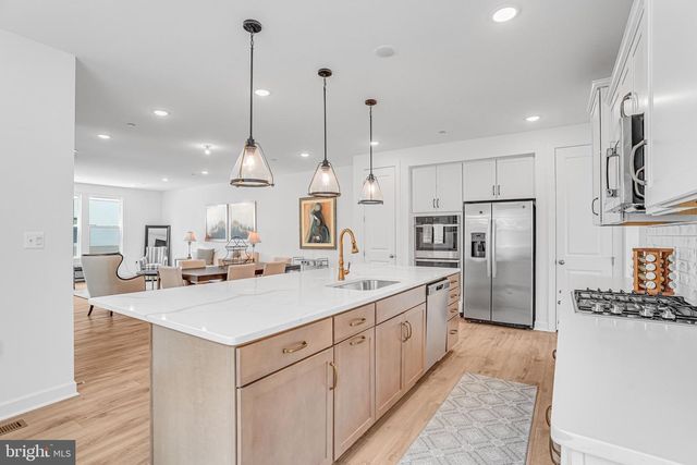 4975 LONGMIRE WAY, Chantilly, VA 20151