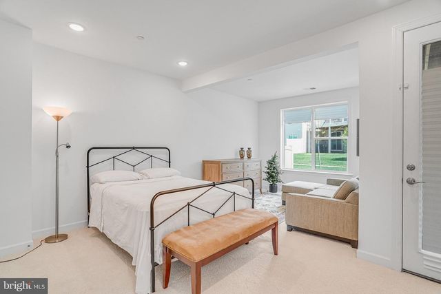 4975 LONGMIRE WAY, Chantilly, VA 20151