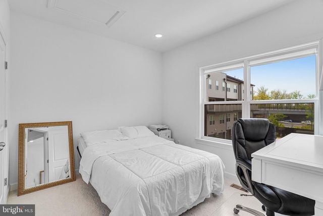 4975 LONGMIRE WAY, Chantilly, VA 20151