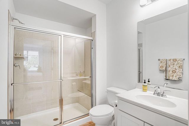4975 LONGMIRE WAY, Chantilly, VA 20151