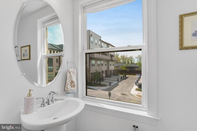 4975 LONGMIRE WAY, Chantilly, VA 20151