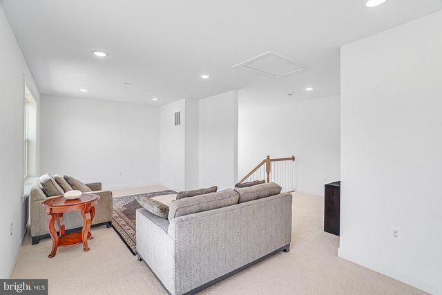 4975 LONGMIRE WAY, Chantilly, VA 20151