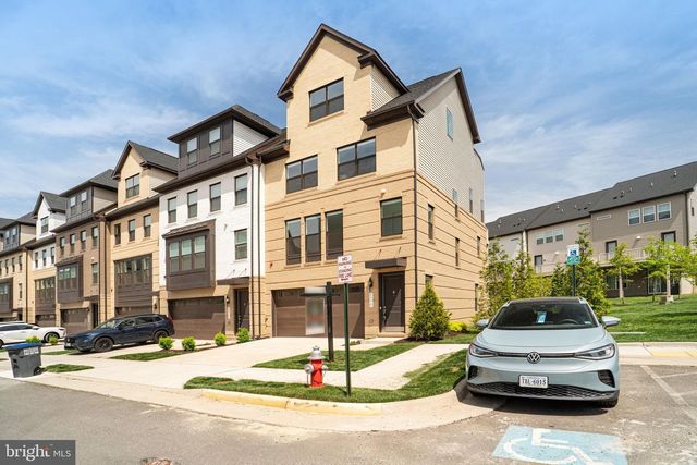 4975 LONGMIRE WAY, Chantilly, VA 20151