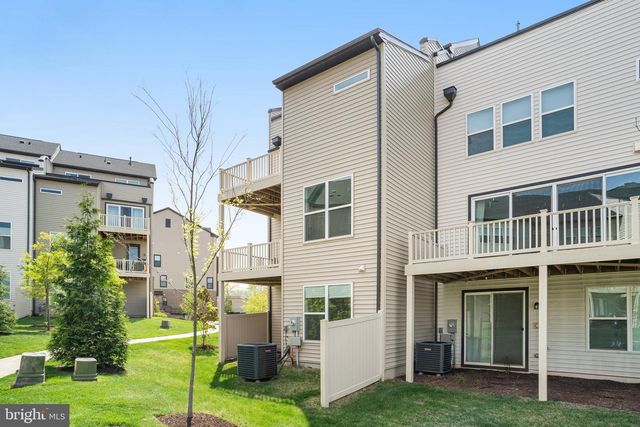 4975 LONGMIRE WAY, Chantilly, VA 20151