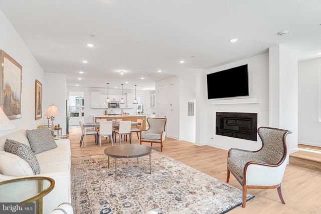4975 LONGMIRE WAY, Chantilly, VA 20151