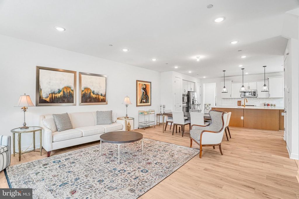 4975 LONGMIRE WAY, Chantilly, VA 20151