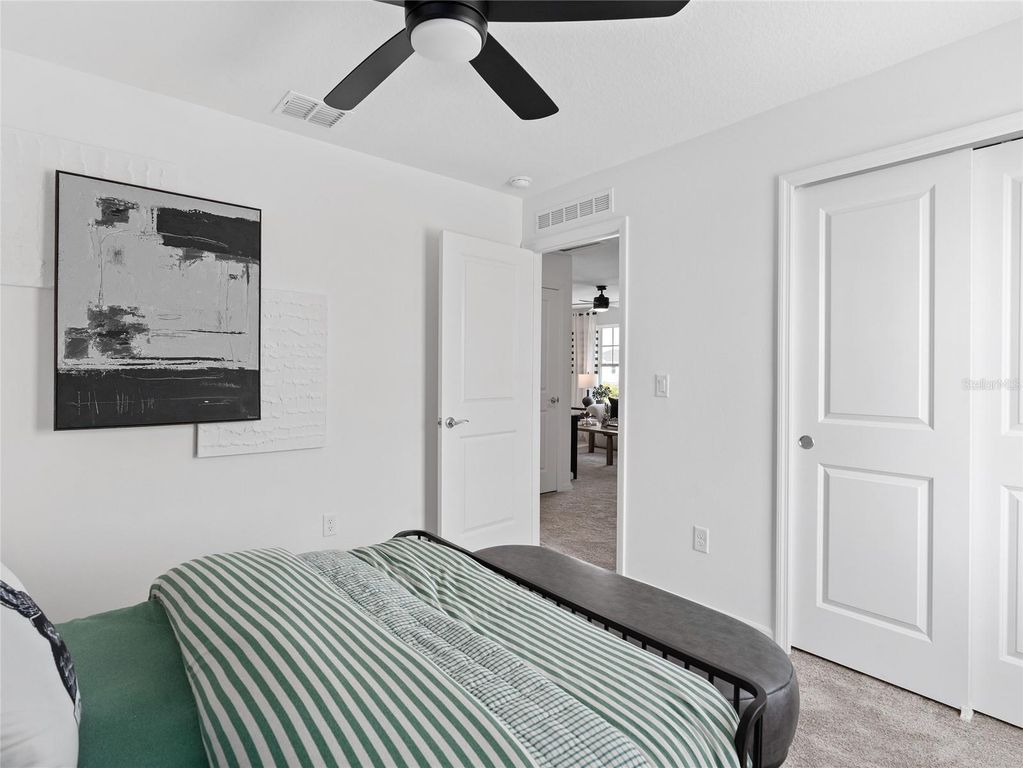 Image 31 of property listing at 15555 PEACEFUL PINES ALLEY, Clermont, FL 34714