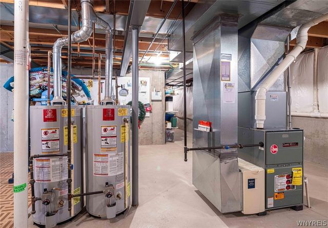 6521 White Oak, Hamburg, NY 14085