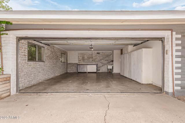 3527 S OAK Street, Tempe, AZ 85282