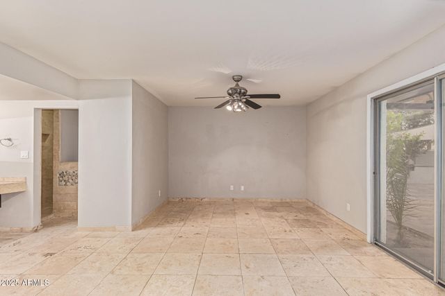 3527 S OAK Street, Tempe, AZ 85282