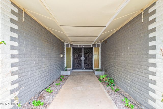 3527 S OAK Street, Tempe, AZ 85282