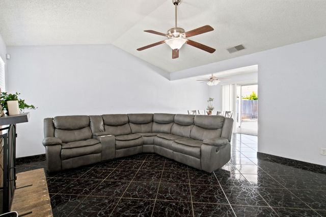 3100 Kounias Dr, Modesto, CA 95354