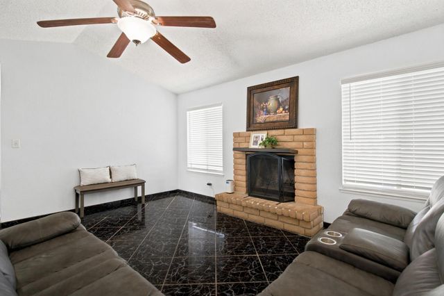 3100 Kounias Dr, Modesto, CA 95354