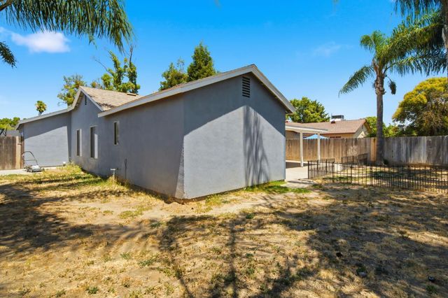 3100 Kounias Dr, Modesto, CA 95354