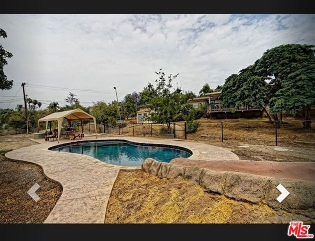 1237 Destree Road, Escondido, CA 92027