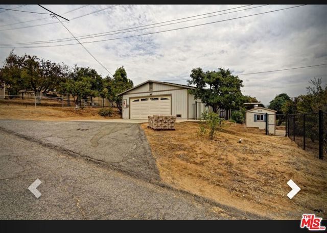 1237 Destree Road, Escondido, CA 92027