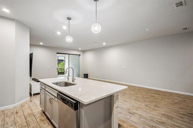 19405 MONARCH WIND WAY, Lutz, FL 33558
