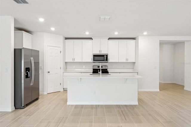 28009 POPPY COURT, Leesburg, FL 34748