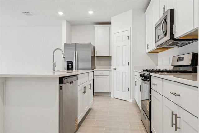 28009 POPPY COURT, Leesburg, FL 34748