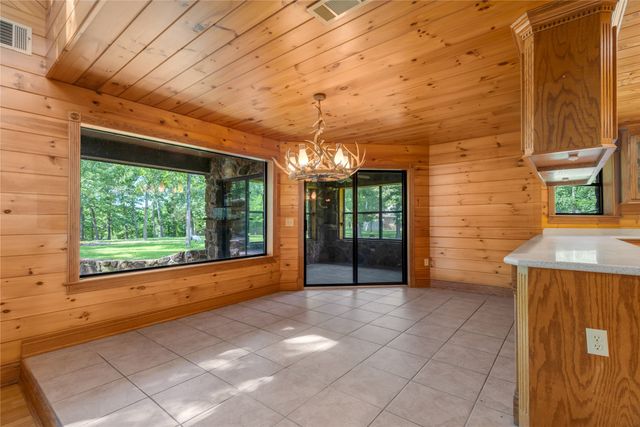 660 County Road 1503, Alba, TX 75410