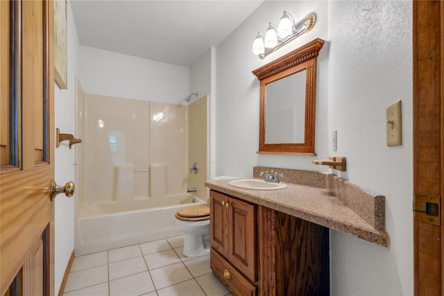 660 County Road 1503, Alba, TX 75410