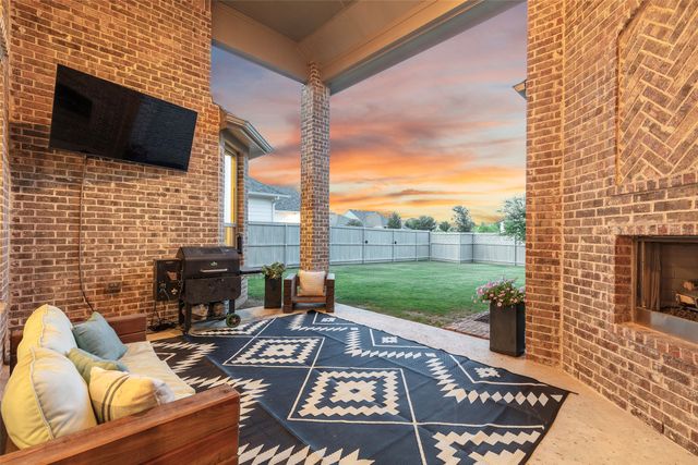 613 N Pecan Parkway, Northlake, TX 76247