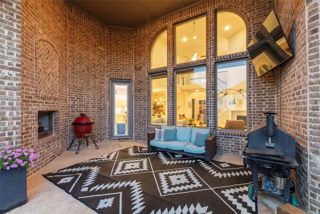 613 N Pecan Parkway, Northlake, TX 76247