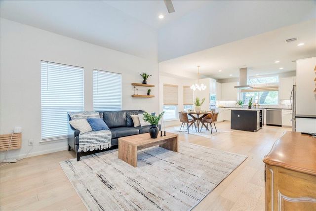 9110 Scotsman DR, Austin, TX 78750