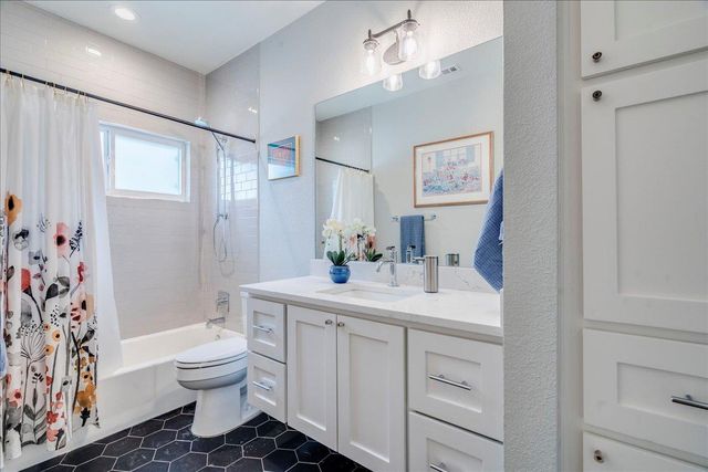9110 Scotsman DR, Austin, TX 78750