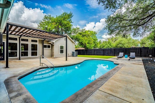 9110 Scotsman DR, Austin, TX 78750