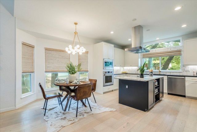 9110 Scotsman DR, Austin, TX 78750