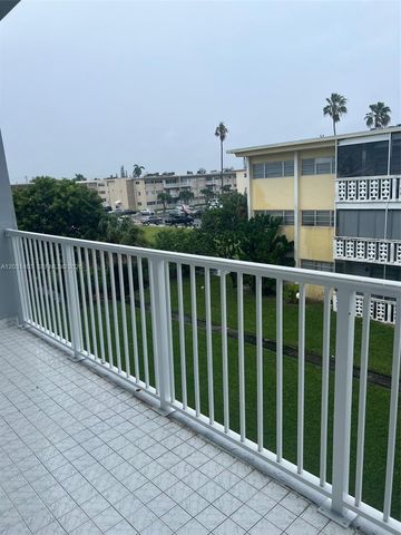 16801 NE 14th Ave 310, Miami, FL 33162
