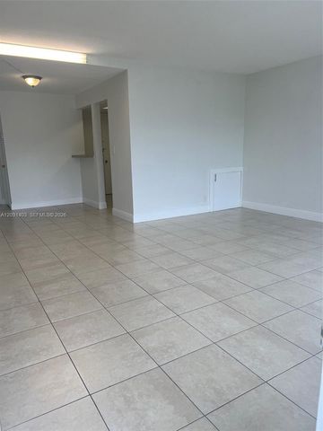 16801 NE 14th Ave 310, Miami, FL 33162