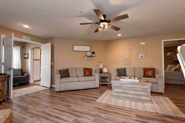 1302 Rocky Shore Terrace, Kimberling City, MO 65686