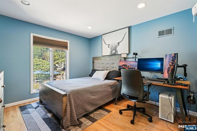 766 Natures Way, Franklin Lakes, NJ 07417