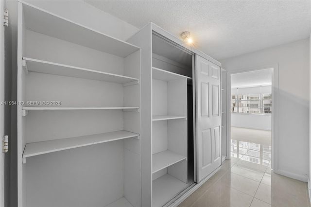 18061 Biscayne Blvd 1701, Aventura, FL 33160