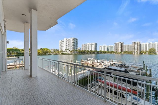 18061 Biscayne Blvd 1701, Aventura, FL 33160