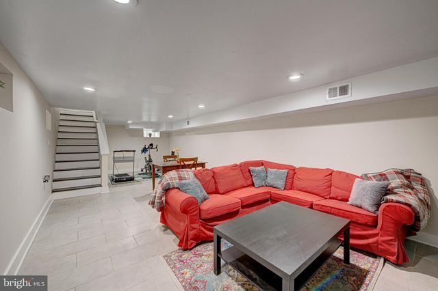 5532 CEDAR AVE, Philadelphia, PA 19143