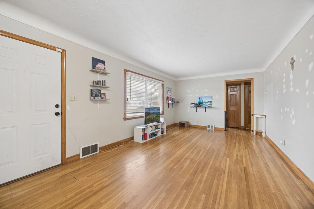 1532 Westminster Street, Saint Paul, MN 55130 — photo 2