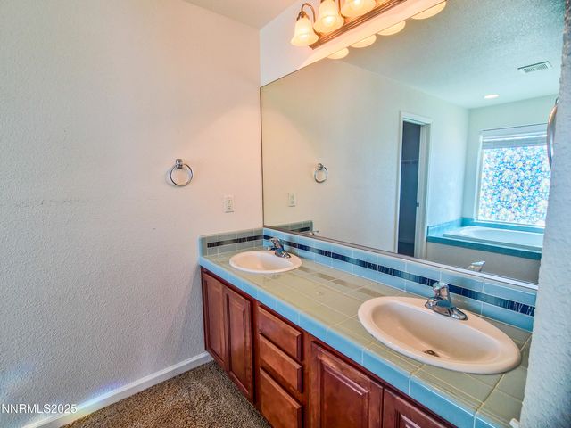 7900 Beech Street, Silver Springs, NV 89429