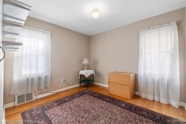 11422 Marion, Redford, MI 48239