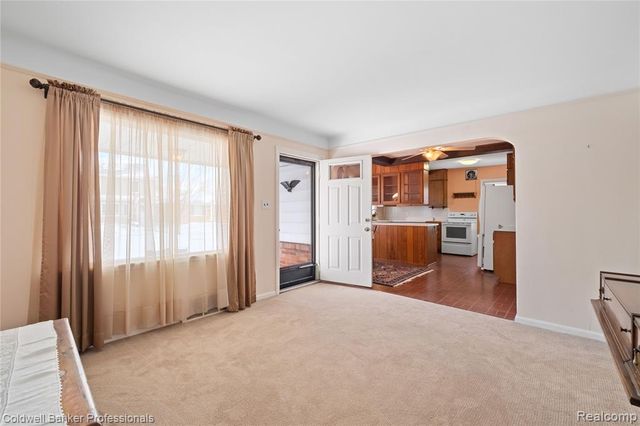 11422 Marion, Redford, MI 48239