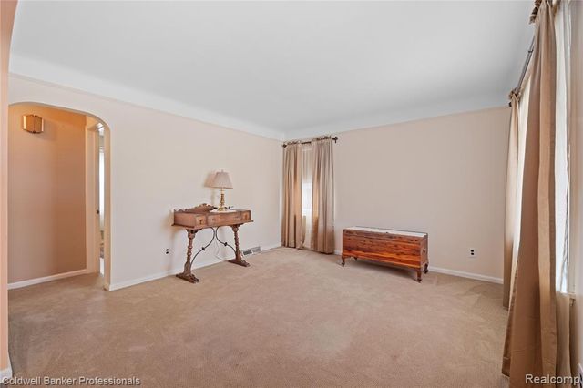 11422 Marion, Redford, MI 48239