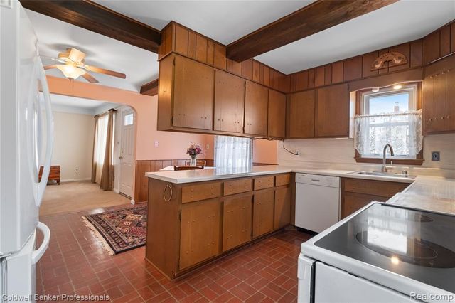 11422 Marion, Redford, MI 48239