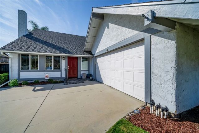 215 N Avenida Segovia, Anaheim Hills, CA 92808